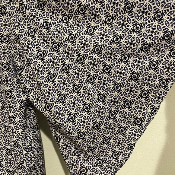 JAPNA navy and white sheer printed Kimono with white cotton trim. Size … - Picture 4 of 6